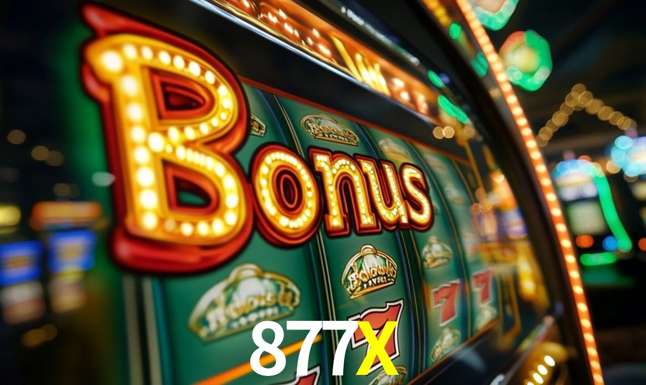 877X